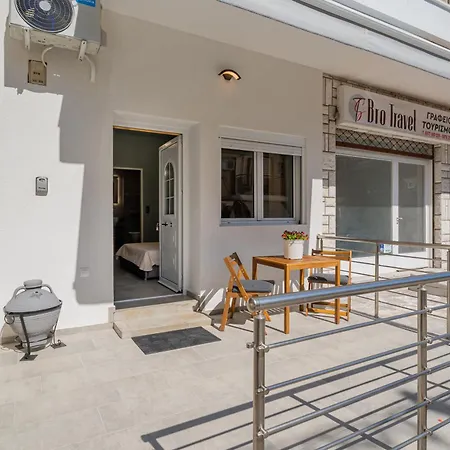 Menta - Fully Renovated, Walking Distance To The Sea Holiday home Neos Marmaras